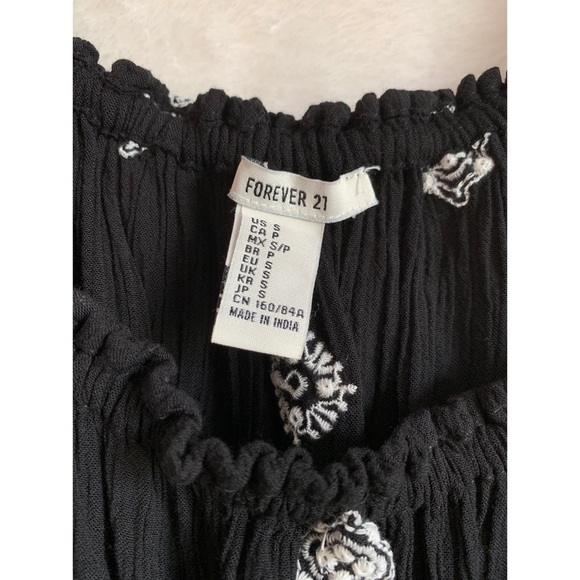 Off the Shoulder Top - Picture 5 of 5